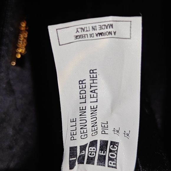 Valentino Orlando Black/Gold purse - Picture 4 of 5